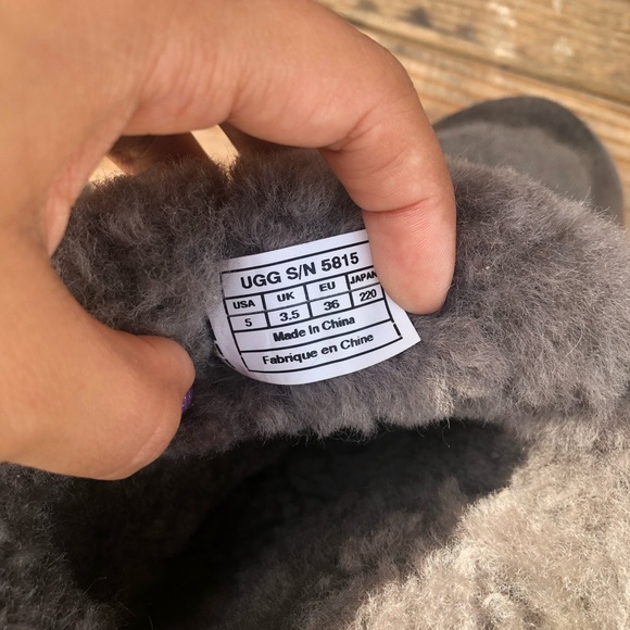 UGG girl booties sz5 - Picture 7 of 11